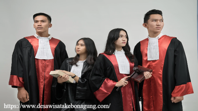 Fakultas Hukum di Indonesia untuk Program Magister